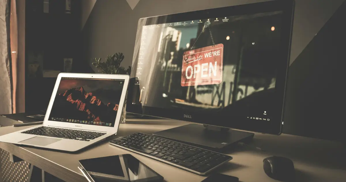 Jak dobra strona internetowa zwiększa sprzedaż - przykłady z rynku
